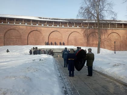 "Единая Россия" приняла участие в митинге "Слава защитникам Отечества"