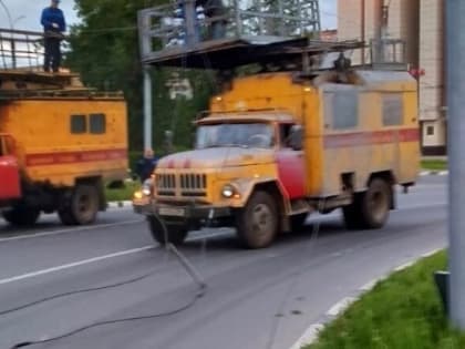В Великом Новгороде восстанавливают троллейбусную сеть после обрыва проводов