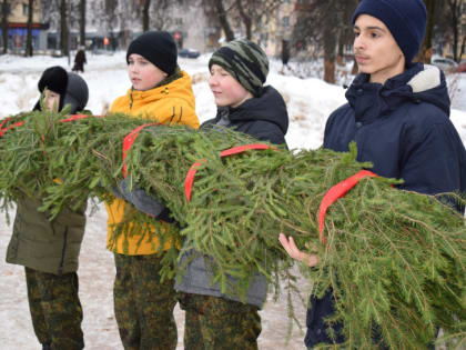 Воспитанники новгородского ветерана посетили "Фронтовую гостиную"