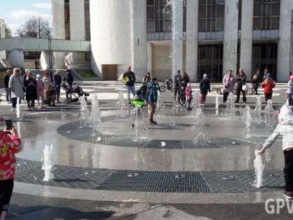 В Великом Новгороде выключают фонтаны