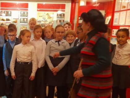 Новгородские школьники  посетили музей истории МВД