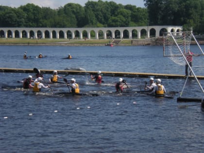 Пьедестал почёта: кануполо