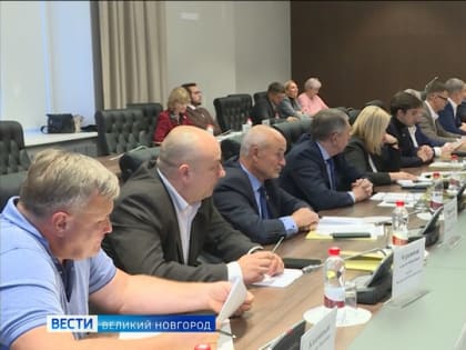 Депутаты Новгородской областной думы провели очередную встречу с представителями областной Федерации профсоюзов