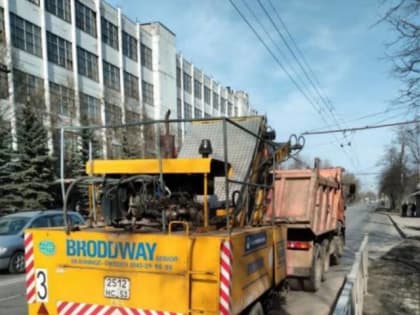 Смёт и песок с основных улиц Великого Новгорода должны убрать до 1 мая