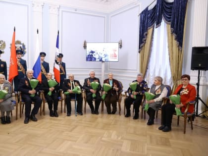 Первые 10 медалей «80 лет Победы» вручены новгородским ветеранам