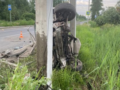 В рубашке родился: пьяный водитель устроил тотал, но сам не пострадал