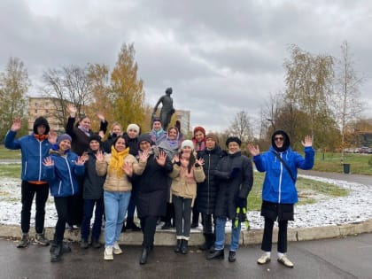 Присоединились к субботнику в Великом Новгороде