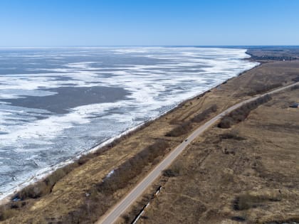 На дорогах Новгородской области с 1 апреля начнет действовать весеннее ограничение