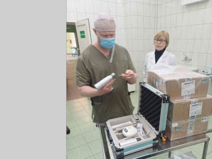 Травматологи Великого Новгорода получили новое оборудование для операций на костях