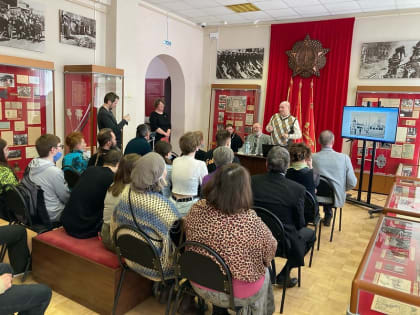 В старорусском музее Северо-Западного фронта состоялся круглый стол, посвященный 100-летию начала кампании по изъятию церковных ценностей