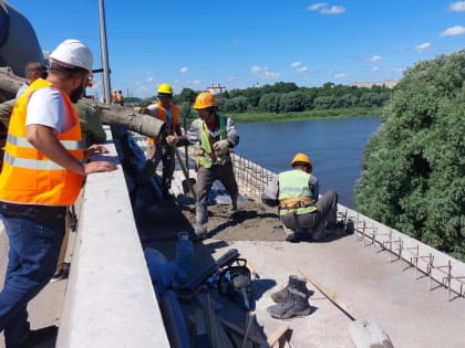 На Колмовском мосту завершаются ремонтные работы