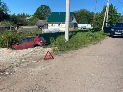 В ДТП с двумя большегрузами в Новгородском районе пострадали два человека