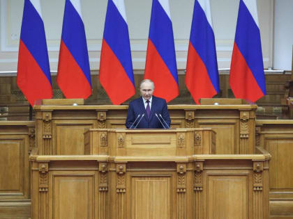 Юрий Бобрышев: Новгородская область активно участвует в федеральных проектах по улучшению демографии