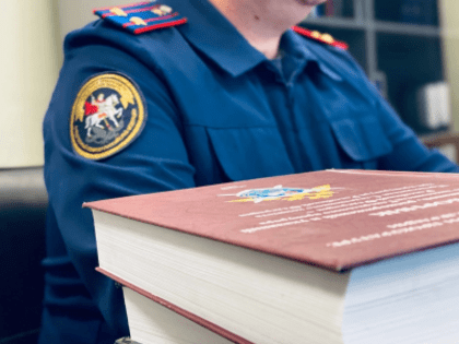 В Новгородской области вынесен приговор мужчине, обвиняемому в покушении на убийство и угрозе убийства