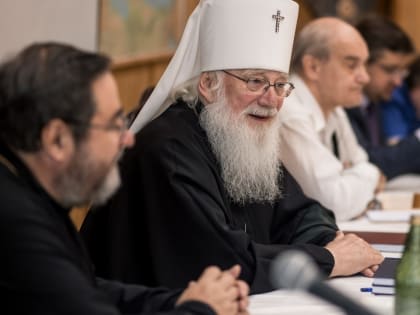 Новгородский митрополит возглавил защиту выпускных работ в магистратуре СПбДА