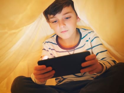 Россияне за год провели на 45% больше часов за просмотром фильмов и сериалов