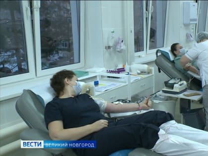 В День Донора сотрудники службы судебных приставов пришли на Новгородскую станцию переливания крови