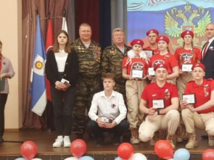 Руководитель Новгородского "БОЕВОГО БРАТСТВА" участвовал во вручении паспортов подросткам