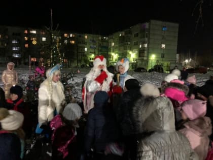 В Деревяницком микрорайоне прошёл новогодний детский праздник