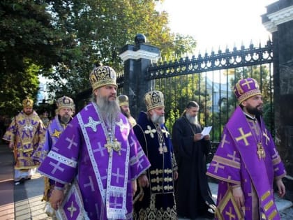 Епископ Арсений принял участие в богослужениях, посвящённых 70-летию митрополита Ташкентского и Узбекистанского Викентия