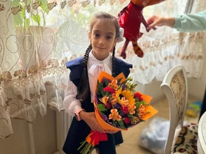 Весившая при рождении чуть более 700 граммов новгородка пошла в первый класс