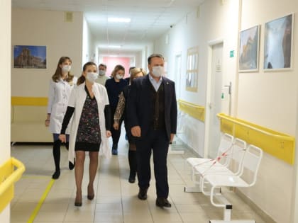 Андрей Никитин посетил центр медицинской реабилитации