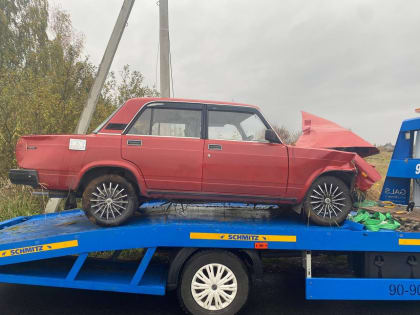 Несовершеннолетний водитель попал в аварию в Новгородском районе