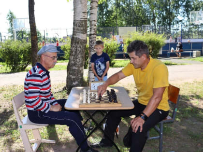 Солецкие ветераны  участвовали  в фестивале «Заряжаемся долголетием вместе».