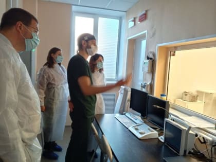 Новгородские медучреждения посетили эксперты НМИЦ имени Алмазова