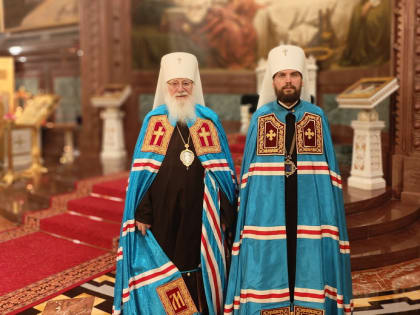 Митрополит Лев сослужил Патриарху Кириллу за Божественной Литургией в храме Христа Спасителя