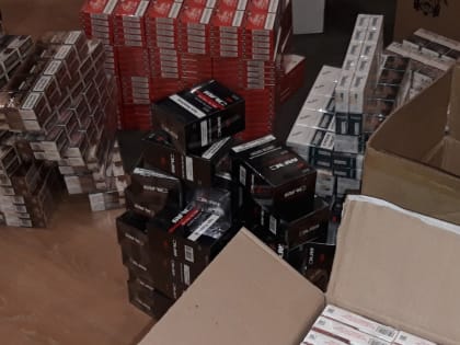 Новгородскую предпринимательницу будут судить за торговлю немаркированными сигаретами