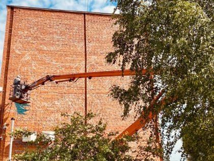 В Великом Новгороде приступили к созданию очередного мурала