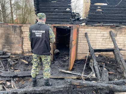 В Пахотной горке в сгоревшем доме обнаружена погибшая