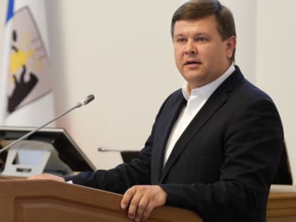 Почти 200 выпускников НовГУ получат красные дипломы в этом году