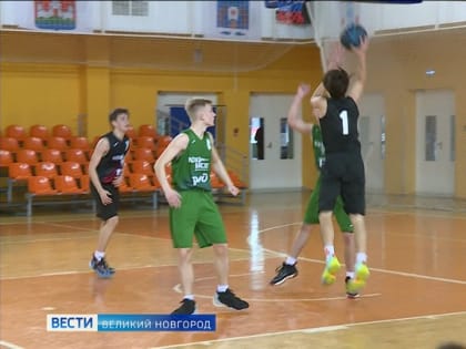 В Великом Новгороде прошёл финал Северо-Западного чемпионата "Локобаскет"