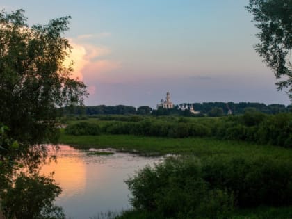 Неделя в сети: открытие набережной и волшебный туман