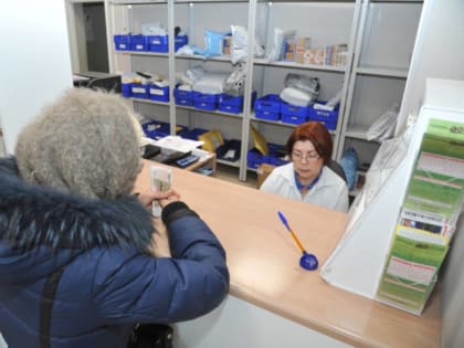 За год новгородцы на почте оформили около 2 000 полисов, дающих право вернуть деньги за покупку лекарств
