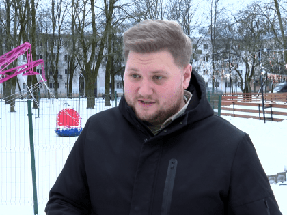 В Кремлёвском парке Великого Новгорода открылся зимний аттракцион