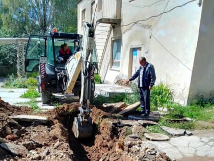 В посёлке Угловка Окуловского района идёт реконструкция отопления социальных объектов