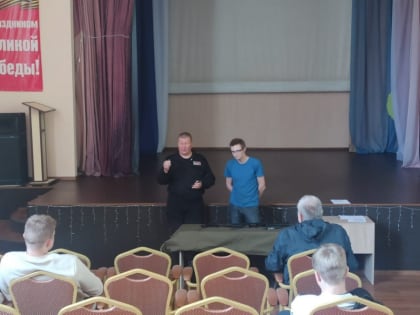 Новгородский ветеран провел занятия для молодежи Панковки
