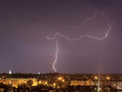 В начале недели новгородцев ждут грозы и жара