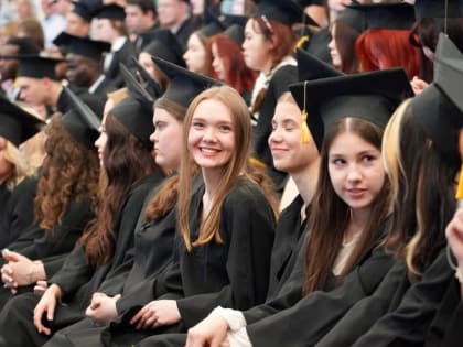 168 управленцев и экономистов выпустились из НовГУ