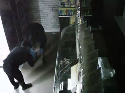 В Великом Новгороде задержаны подозреваемые в серии краж из магазинов