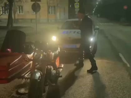 В Великом Новгороде инспекторы ДПС остановили пьяного мотоциклиста