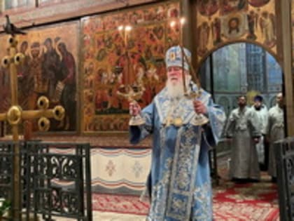 Митрополит Лев совершил всенощное бдение в Софийском соборе