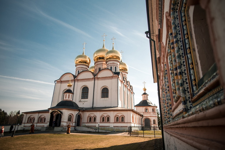 Успенский собор Иверского монастыря