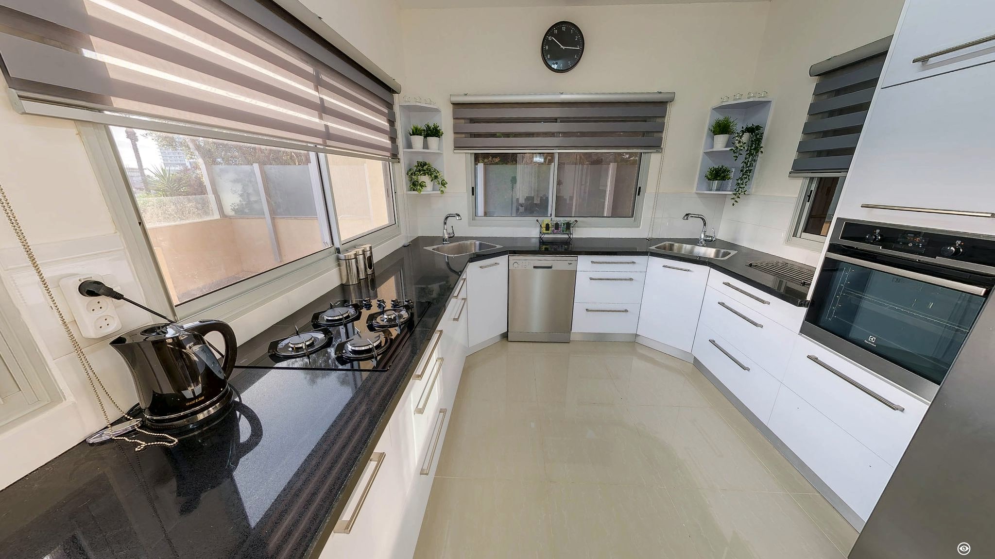 Vacation rental property image