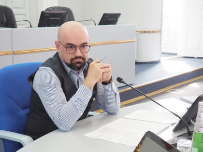 В краевой Думе начата подготовка к церемонии награждения финалистов программы «УМНИК- 2022»