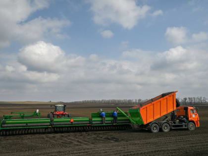 На Ставрополье стартовал сев ранних яровых культур