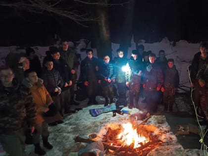 Казачата Архиерейского казачьего конвоя совершили полевую молитву